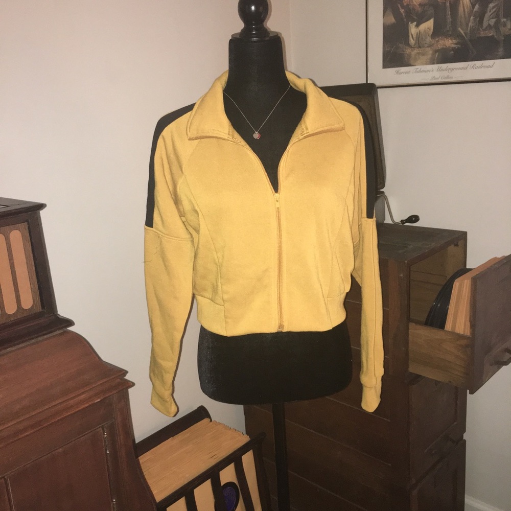 Yellow and Black Roma Concept Crop Top Sweatjacket